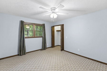 Home for Sale on Golf Course in EL Dorado Springs, MO - image 22