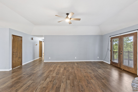 Home for Sale on Golf Course in EL Dorado Springs, MO - image 20