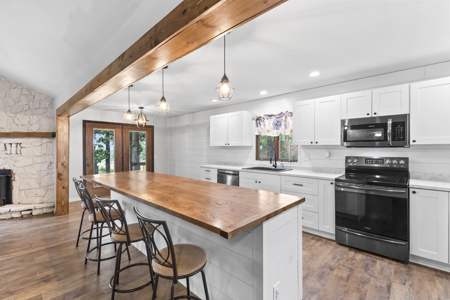 Home for Sale on Golf Course in EL Dorado Springs, MO - image 13