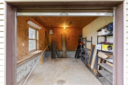 Home for Sale on Golf Course in EL Dorado Springs, MO - image 8