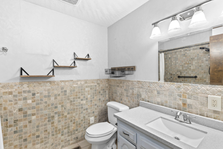 Home for Sale on Golf Course in EL Dorado Springs, MO - image 28