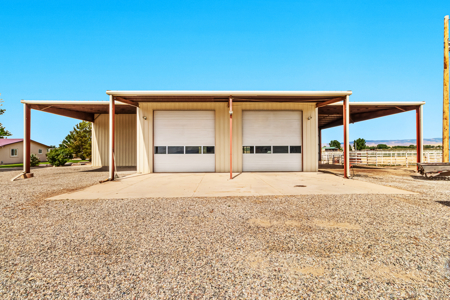 CO Country home on 12 acres with shop & livestock facilities - image 7