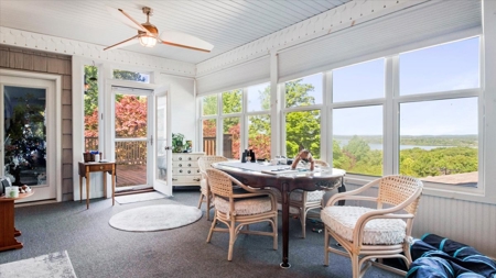 Luxury Lakefront Home in Secluded Oakland, AR on Bull Shoals Lake - image 16