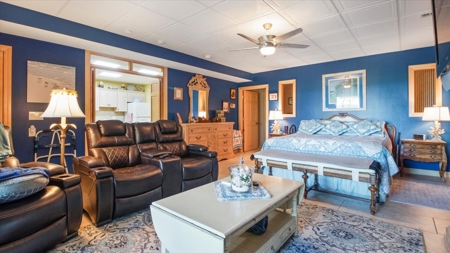 Luxury Lakefront Home in Secluded Oakland, AR on Bull Shoals Lake - image 11