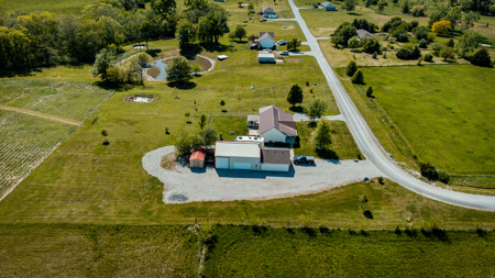 Country Home with Shops on 3.3 Acres Near Cameron, MO - image 35
