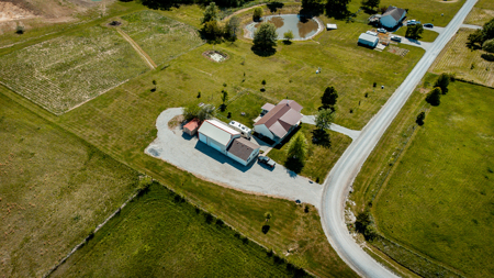 Country Home with Shops on 3.3 Acres Near Cameron, MO - image 34