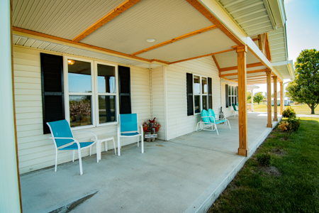 Country Home with Shops on 3.3 Acres Near Cameron, MO - image 38