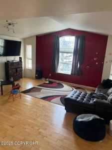 Beautiful Home for Sale in Anchorage, AK with Buyer Home Warranty - image 4
