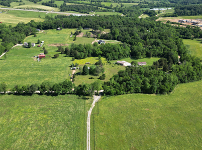 Beautiful 98 Acre Ranch in the Ozark Mountains - image 39