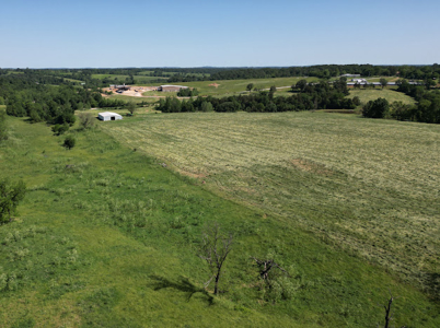 Beautiful 98 Acre Ranch in the Ozark Mountains - image 34
