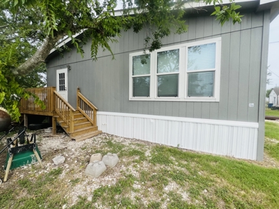 New 3/2 Home in Mathis with Dual Street Access! - image 41