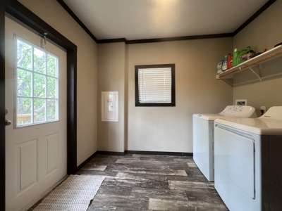 New 3/2 Home in Mathis with Dual Street Access! - image 34
