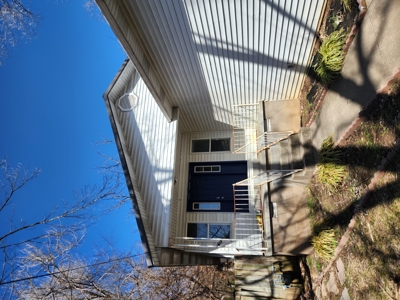 Charming Home in Desirable Area of Harrison, AR - image 2