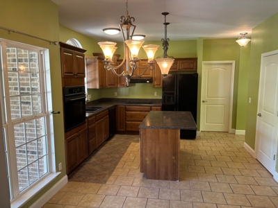 Beautiful Home on Acreage in Ringgold, Georgia! - image 12