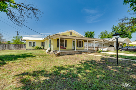 Updated 4-Bedroom Home for Sale in Sonora, TX - image 3