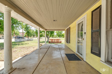 Updated 4-Bedroom Home for Sale in Sonora, TX - image 6