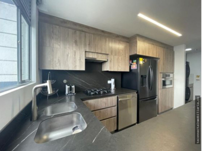 Unwind in Paradise: Stunning Penthouse with Panoramic View and Ja - image 11