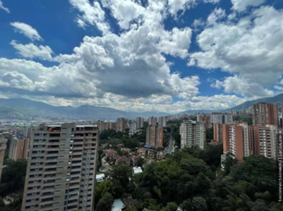 Luxurious Penthouse Duplex in Envigado - image 15