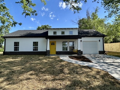 Brand New 2025 Home in Ava, MO - image 1