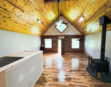 Secluded Log Home With Acreage In Fulton County Arkansas - image 7