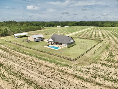 Beautiful Country Home and 103.7 acres of land Ashford, AL - image 42