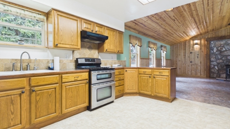 Idaho Backcountry Home for Sale in Adams County - image 10