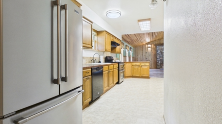 Idaho Backcountry Home for Sale in Adams County - image 8
