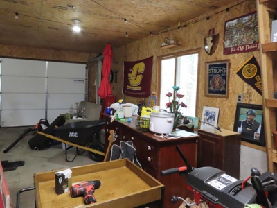 Cozy Year-Round Home or Getaway Near Atlanta, MI! - image 29