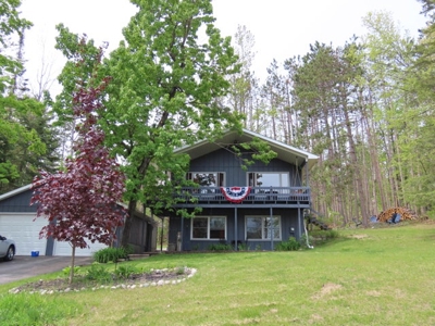 Cozy Year-Round Home or Getaway Near Atlanta, MI! - image 33