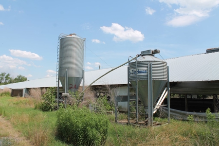 Four House Breeder Farm For Sale in Americus, GA - image 21