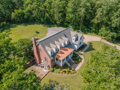Country Home for Sale in Giles County, Tennessee - image 21