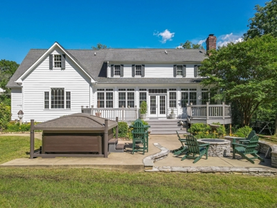 Country Home for Sale in Giles County, Tennessee - image 15