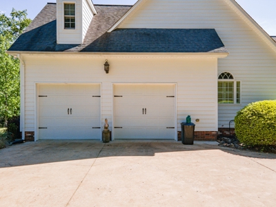 Country Home for Sale in Giles County, Tennessee - image 31