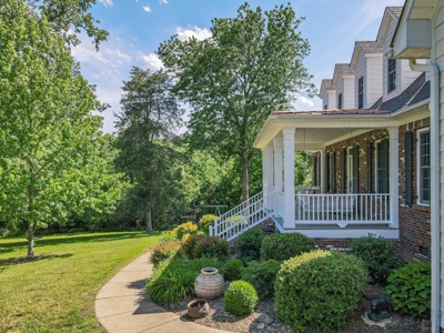 Country Home for Sale in Giles County, Tennessee - image 9