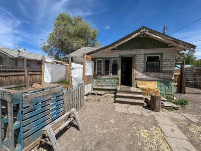 Eastern Oregon Two Bedroom Investment Home - image 14