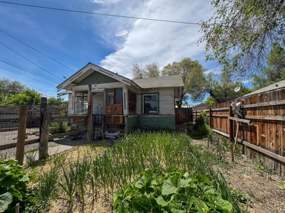 Eastern Oregon Two Bedroom Investment Home - image 21