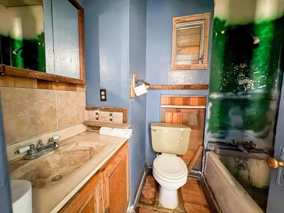 Eastern Oregon Two Bedroom Investment Home - image 8