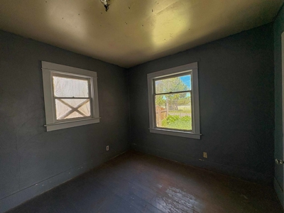 Eastern Oregon Two Bedroom Investment Home - image 7