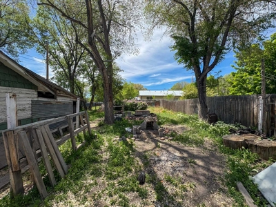 Eastern Oregon Two Bedroom Investment Home - image 16