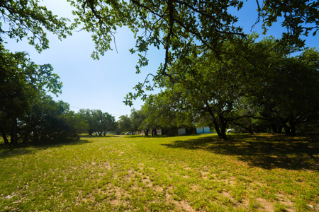 Country Living Early, TX – Acreage with Tanks & Trees - image 23