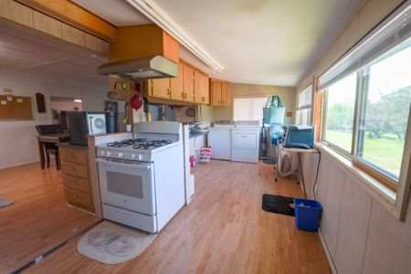 Country Living Early, TX – Acreage with Tanks & Trees - image 9