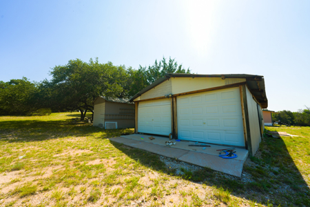Country Living Early, TX – Acreage with Tanks & Trees - image 24
