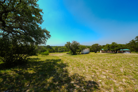 Country Living Early, TX – Acreage with Tanks & Trees - image 31