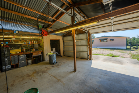 Country Living Early, TX – Acreage with Tanks & Trees - image 20