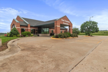 Medical Office In West Plains, Howell County, Missouri - image 5