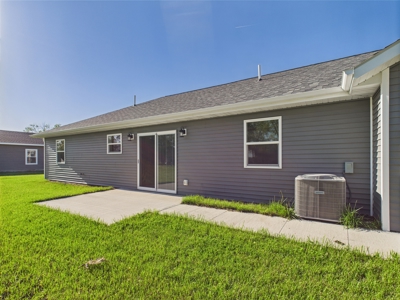AUCTION Southwest IA New Build — Zero-Entry Ranch, Move-In Ready! - image 2