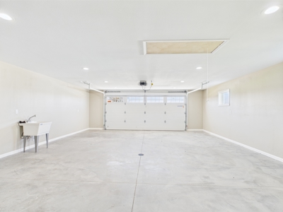 AUCTION Southwest IA New Build — Zero-Entry Ranch, Move-In Ready! - image 4