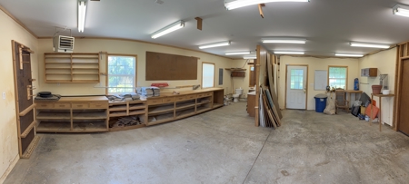 Country Ranch Home Auction - July 29th @ 6PM - image 17