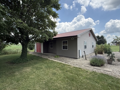 Country Ranch Home Auction - July 29th @ 6PM - image 14