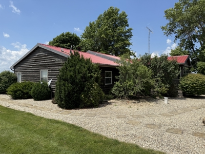 Country Ranch Home Auction - July 29th @ 6PM - image 21